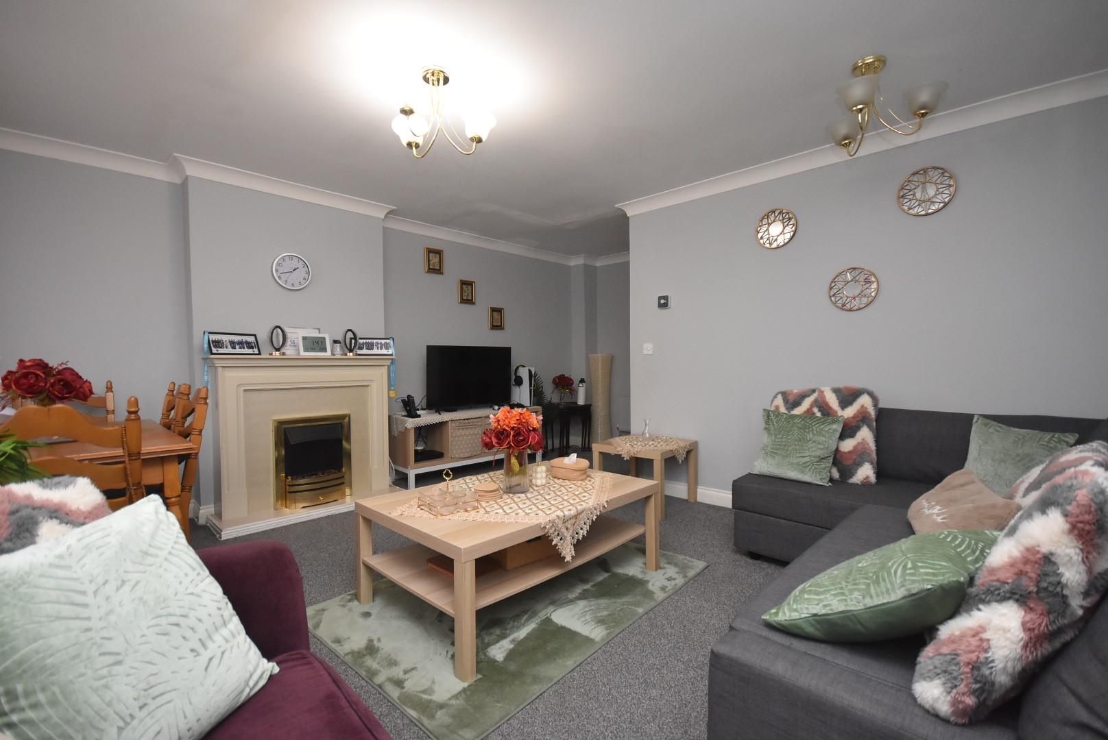 16 Armoury Drive, Cardiff, CF14 4NP